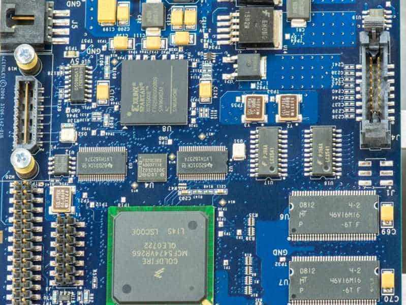 Xilinx XC3000 Series FPGAs